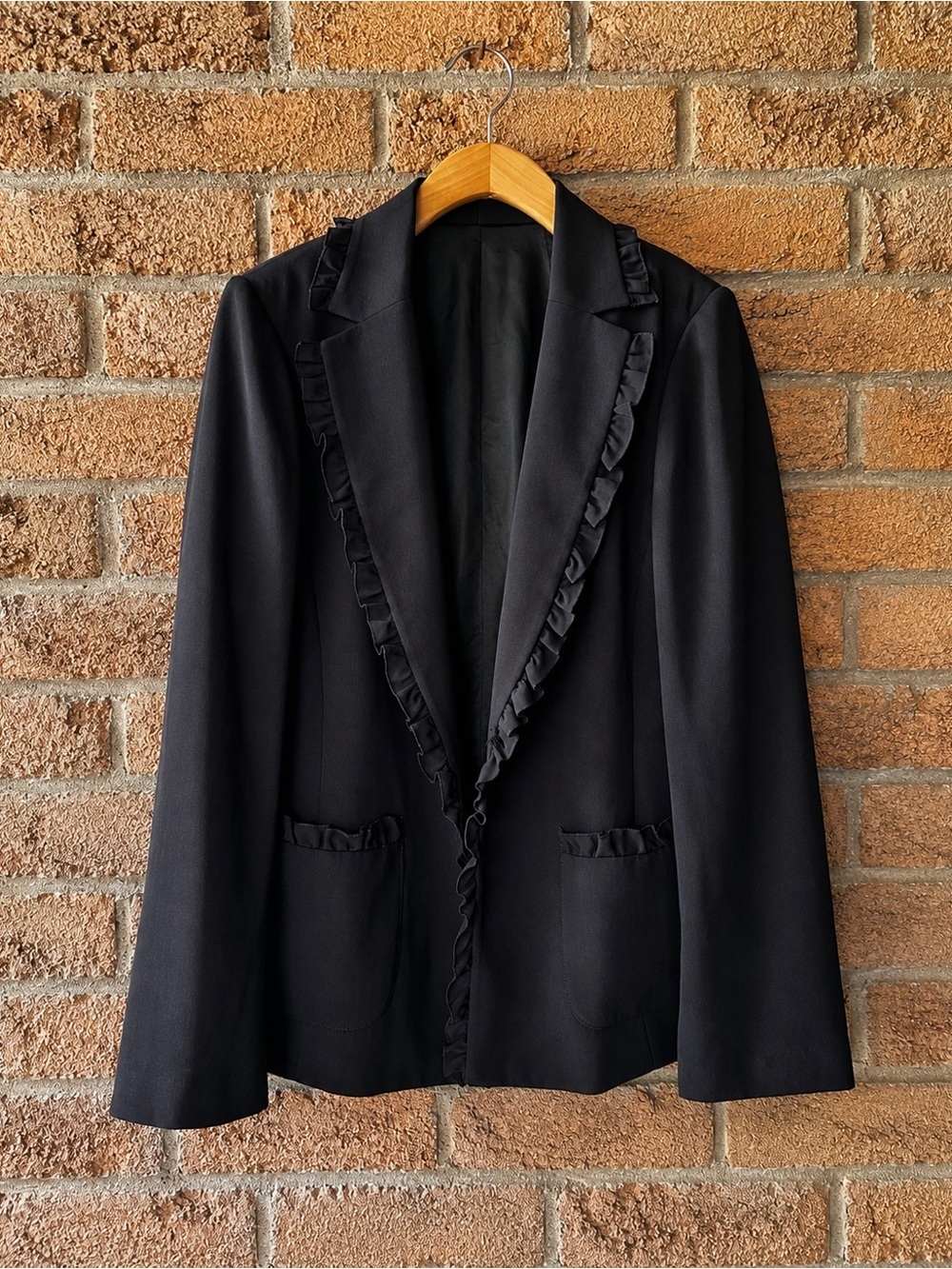 FAIK SÖNMEZ Black Ruffle Trim Tailored Blazer Jacket Size 42